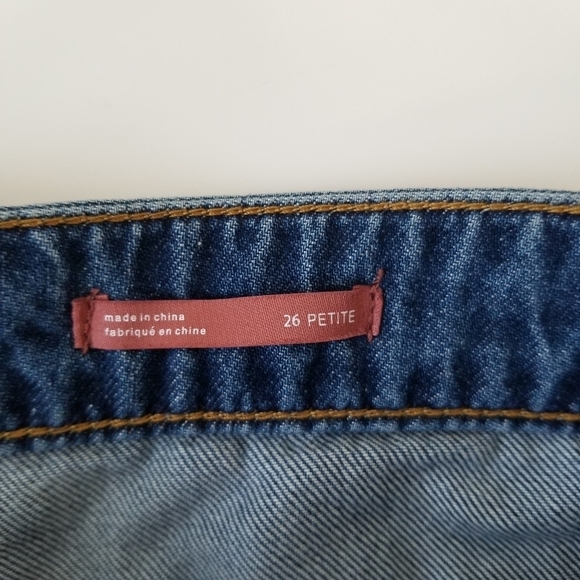 NWT Anthropologie Pilcro The Low-Slung Cut Off Denim Shorts Button Up Size 26P - Picture 5 of 12